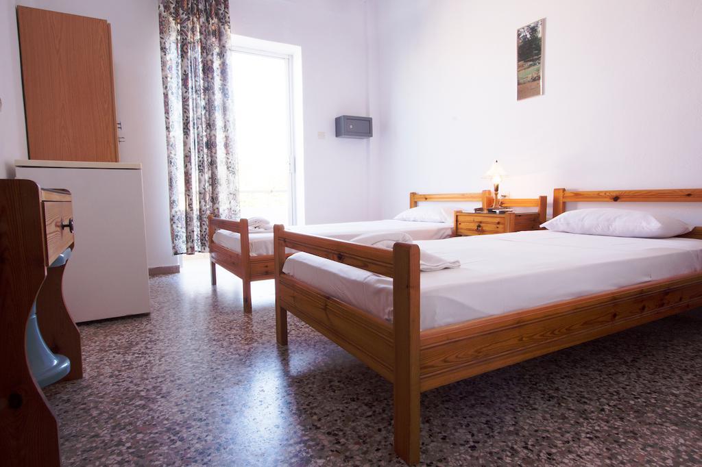 Elena Rooms & Apartments Gerani  Phòng bức ảnh