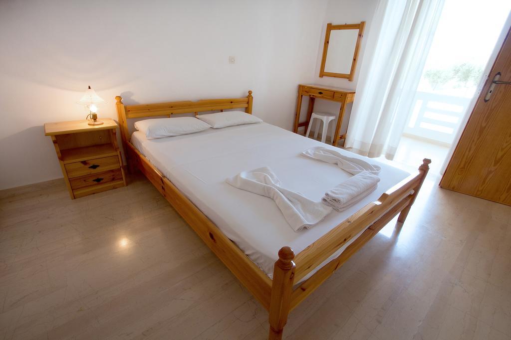Elena Rooms & Apartments Gerani  Phòng bức ảnh